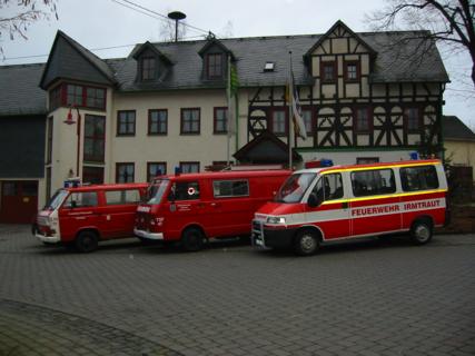 MTFs und TSF vor Rathaus